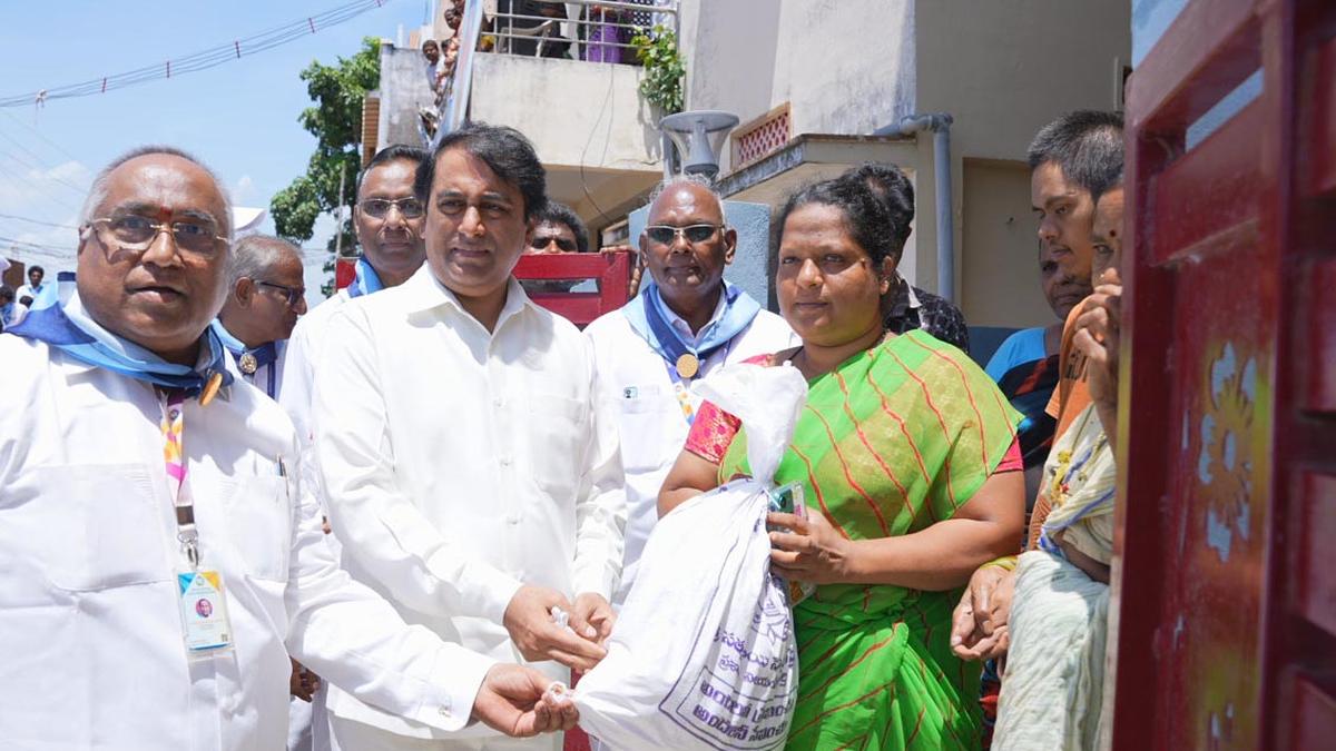 Sathya Sai Trust distributes relief material to flood victims